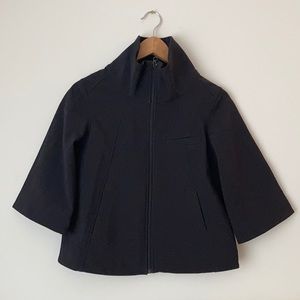 Lululemon 3/4 sleeve water resistant jacket. Mint condition.